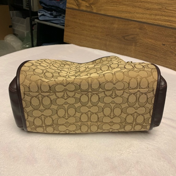 Coach Phoebe large handbag NWT brown/khaki - Picture 5 of 8